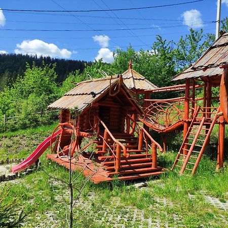 Дерев'Яний Котедж "Казка" Jaremtsche Exterior foto